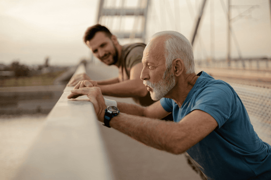 Cómo mantener la movilidad y el ritmo al caminar con el paso del tiempo